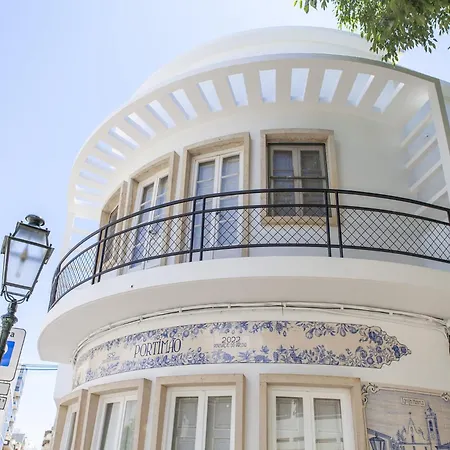 Вилла Villa In Albufeira Near Praia D'Oura Beach *