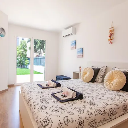 Villa In Albufeira Near Praia D'Oura Beach Vila Albufeira