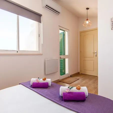 Villa In Albufeira Near Praia D'Oura Beach Vila Albufeira